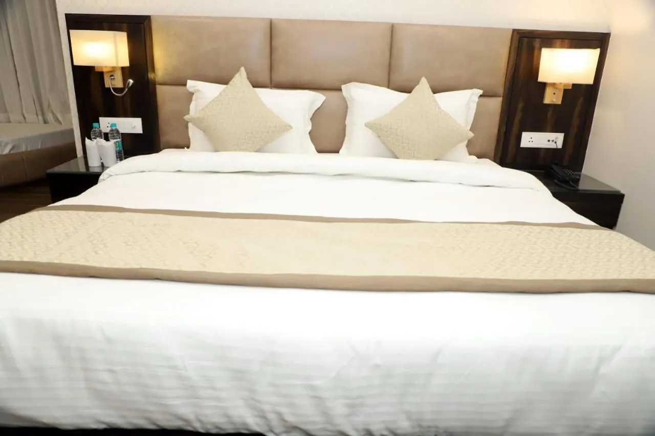 Dd Suites Hotel Agra  3*, Agra (Uttar Pradesh)
